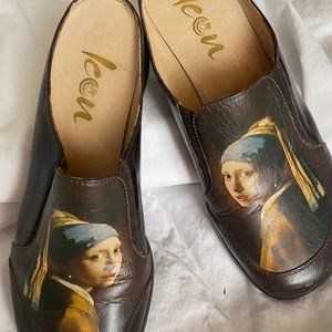 ICON Artisan 8 Wearable Art Girl with the Pearl Earring